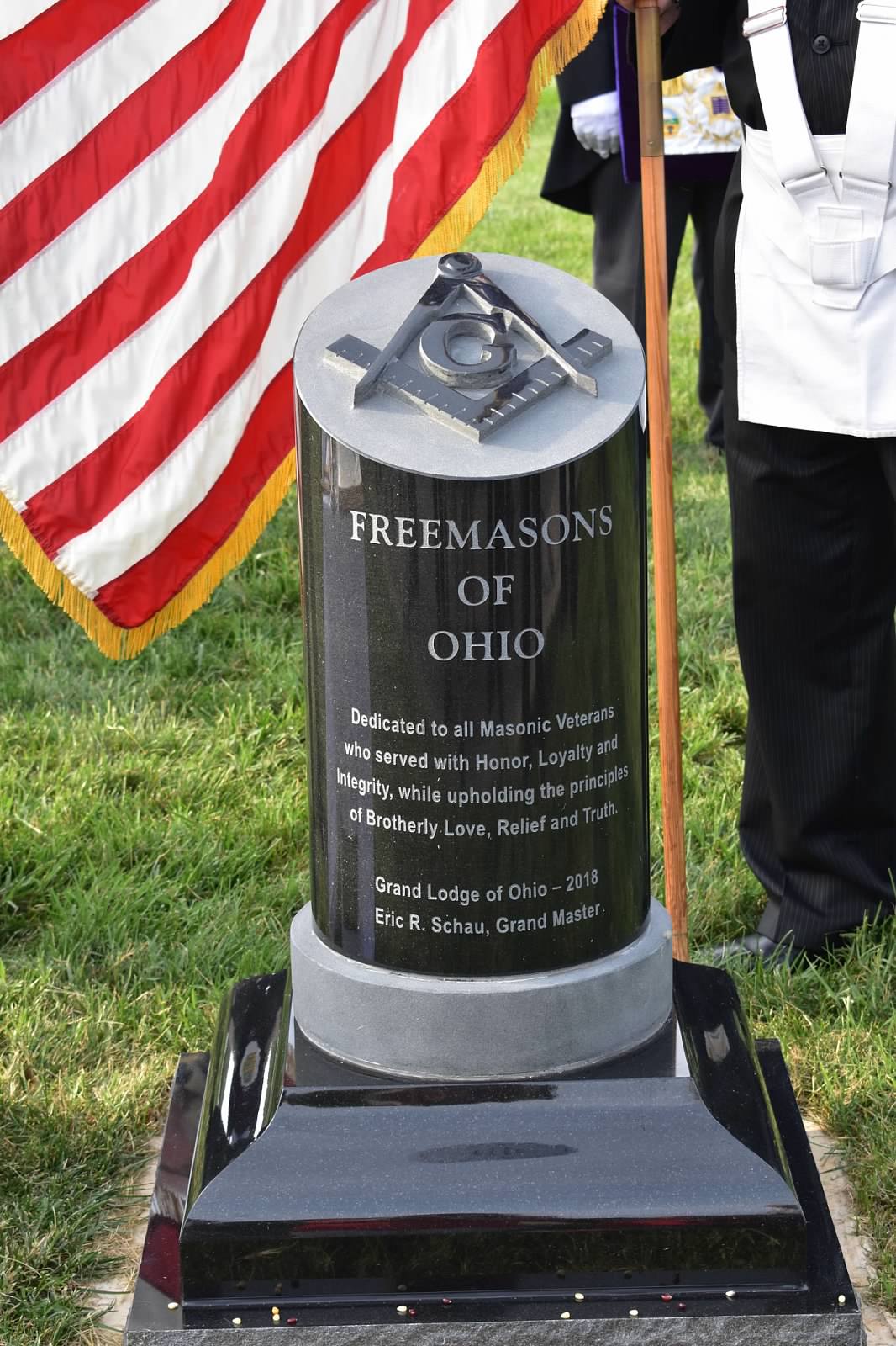 Freemasons of Ohio dedication statue